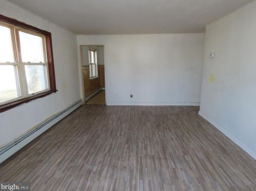 308 Howell Dr, New Castle DE 19720-2751 exterior