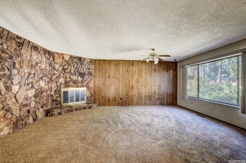 1290 Champlain Dr, South Lake Tahoe CA  96150-2312 exterior
