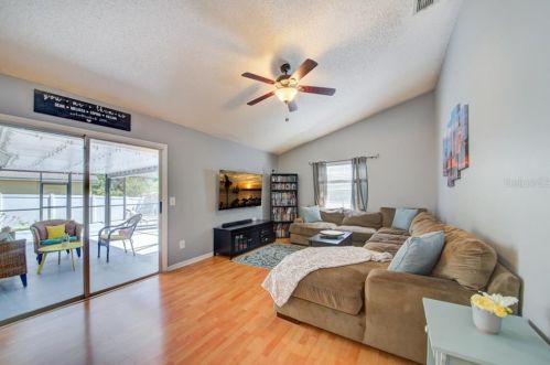 3424 Fox Holw Dr, Orlando FL 32829-8781 exterior