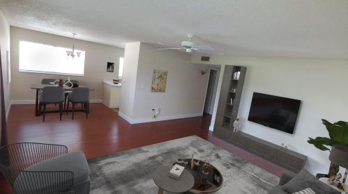 12 Vista Palm Ln, Vero Beach, FL 32962-0830