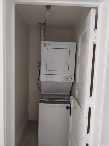 4250 Ramona Dr, Riverside CA  92506-1162 exterior