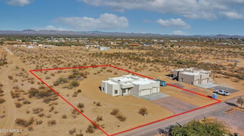 22544 Laura St, Wittmann, AZ 85361-9898
