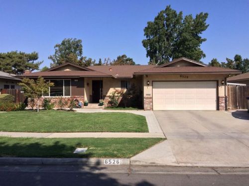 6526 Anna St, Fresno, CA 93710-3811