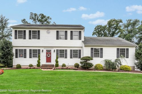 126 Hazlet Ave, Hazlet, NJ 07730-1638