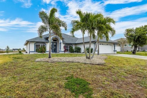 1223 20th Pl, Cape Coral, FL 33909-2837