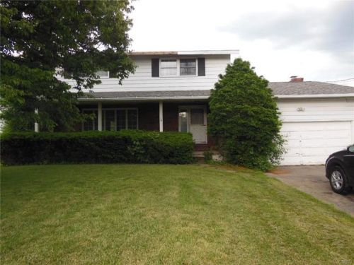 5082 Harris Rd, Split Rock, NY 13031-9718