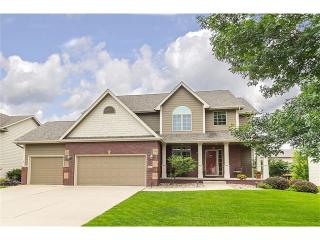 2815 149th St, Des Moines, IA 50323-2080