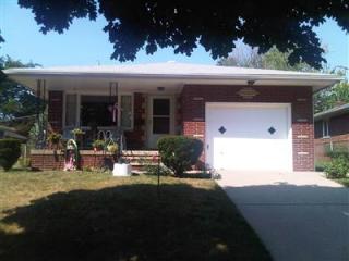 1850 Brown St, Akron, OH 44301-3135