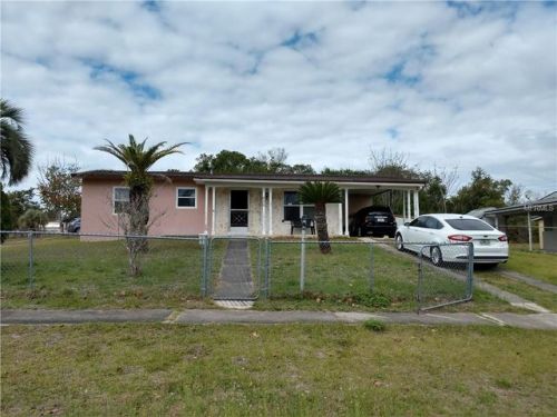 650 Wellington Dr, Deltona, FL 32725-6440