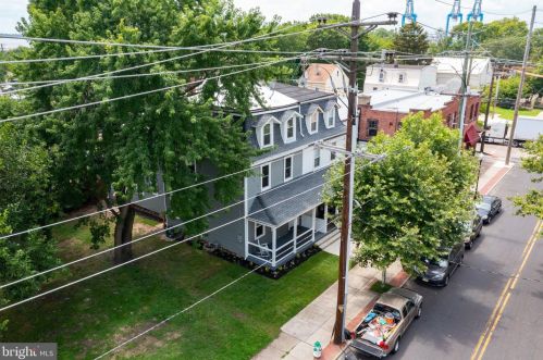 210 Market St, Gloucester NJ  08030-1907 exterior