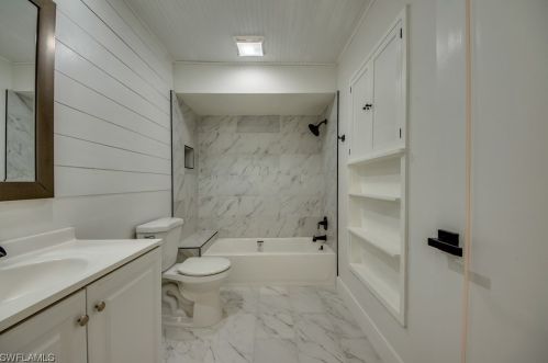 208 43 Ter, Cape Coral FL  33904-8425 exterior