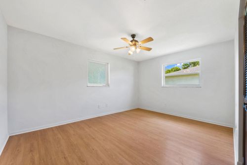 977 Sarto Ln, Fort Pierce FL  34953-2676 exterior