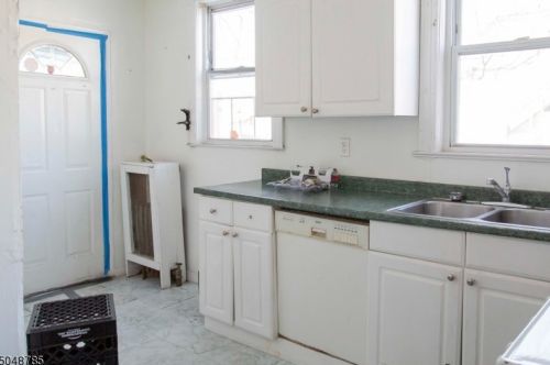 93 16th St, East Orange NJ  07017-5212 exterior