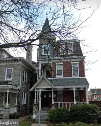 826 Main St, Norristown, PA 19401-5542