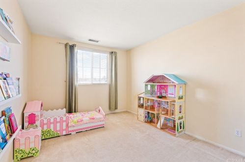 12607 Orangeblossom Ln, Riverside CA  92503-7059 exterior