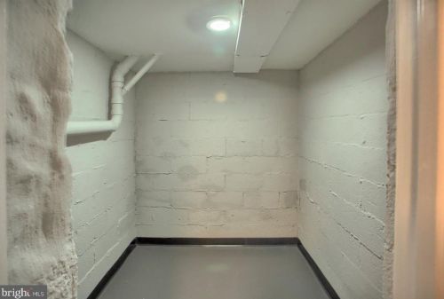 1140 Rolleston St, Harrisburg PA  17104-2833 exterior