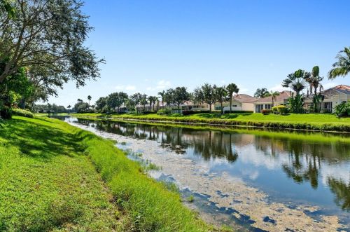 7854 Pine Island Way, West Palm Beach FL  33411-5818 exterior
