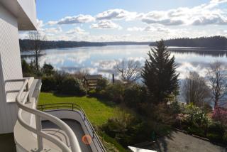4211 Holly Ln, Mercer Island WA  98040-3938 exterior