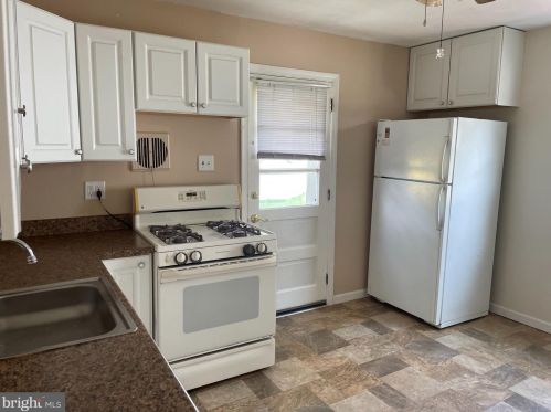 344 Bergen Ave, Gloucester NJ  08031-1634 exterior