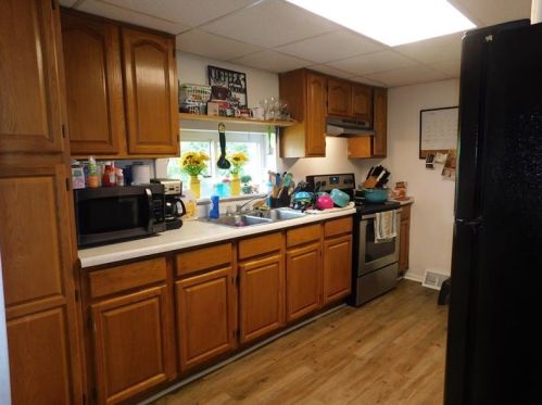 126 Snyder St, Connellsville PA  15425-3403 exterior