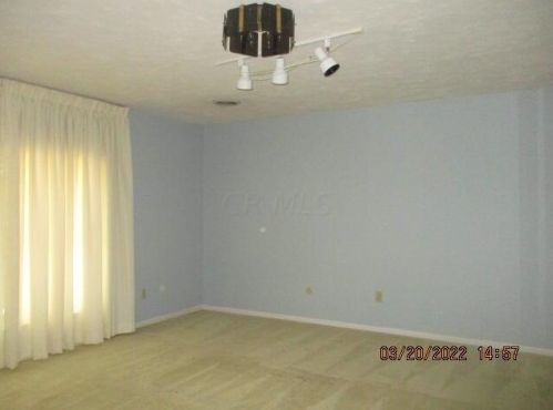 1855 Beacon St, Washington Ch OH  43160-1759 exterior