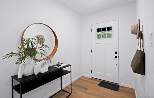 3226 Laurashawn Ln, Escondido CA 92026-8532 exterior