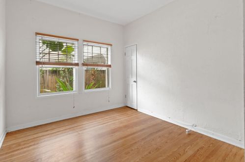 529 34 St, West Palm Beach FL  33404-3002 exterior