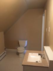 612 Broad St, Hartford CT  06106-4621 exterior