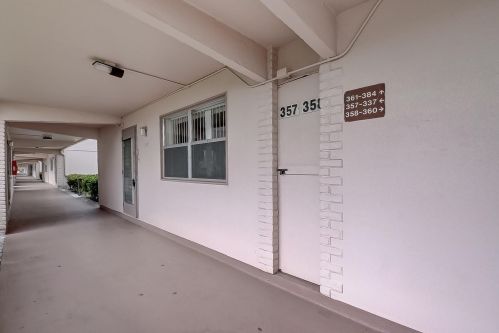 357 Saxony H, Delray Beach, FL 33446-1008