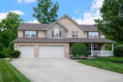 1154 Falcon Ridge Ct, Milford, OH 45150-8012