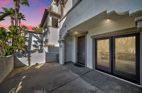 65 Walter Way, Buena Park CA  90621-8425 exterior