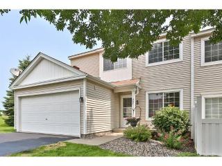 307 Leeward Trl, Saint Paul, MN 55129-9468