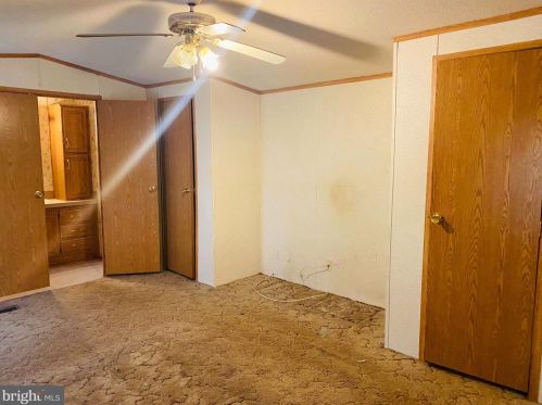 655 Lilac Dr, Smithville PA  17560-9686 exterior