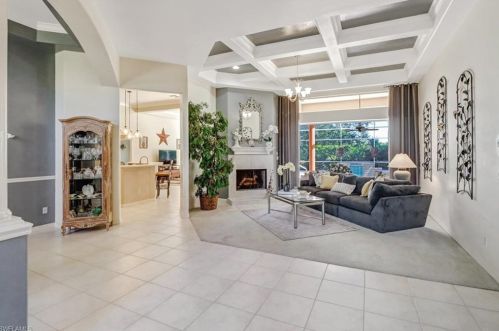 2138 Imperial Cir, Naples, FL 34110-1037