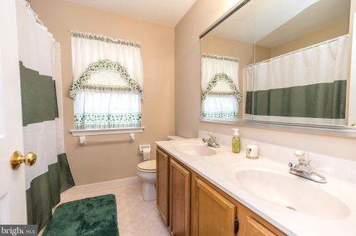 2236 Lilac Ln, Jamison PA  18929-1203 exterior