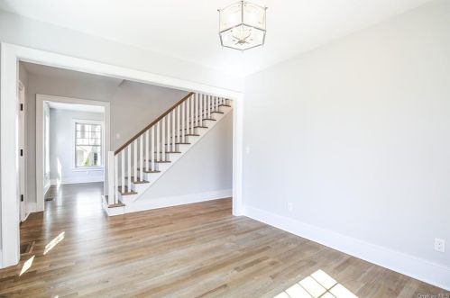169 Boulevard, Scarsdale, NY 10583-5534