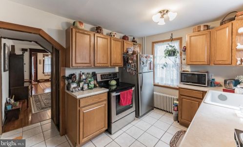 320 Delaware Ave, Lansdale PA 19446-3420 exterior