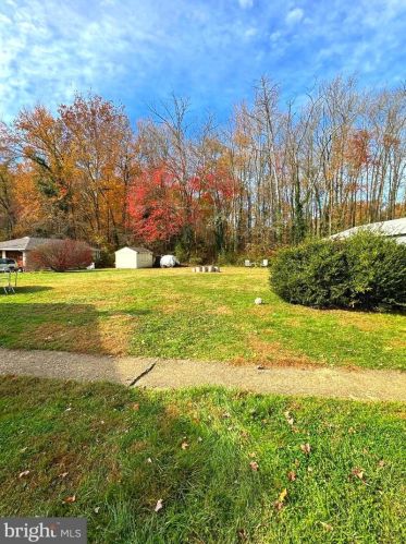 1239 Red Lion Rd, Bear DE  19701-1820 exterior