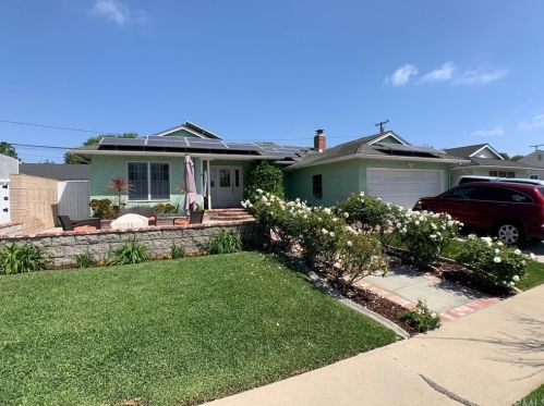 2108 Ostrom Ave, Long Beach, CA 90815-3527