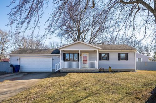 1995 Harris Dr, Marion, OH 43302-8645