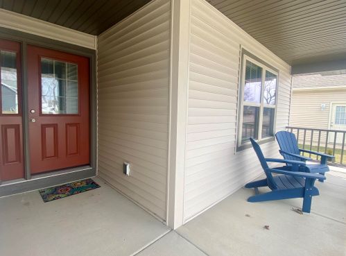 8455 Westbrook Dr, Sturtevant WI  53177-2893 exterior