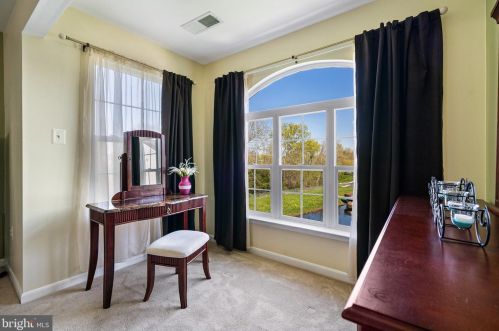 14238 Hunters Run Way, Gainesville VA  20155-4408 exterior