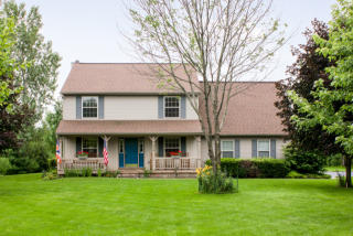7535 Beecher Rd, Pataskala, OH 43062-7418
