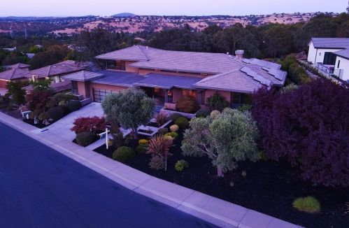 2913 Capetanios Dr, Folsom CA  95762-4606 exterior