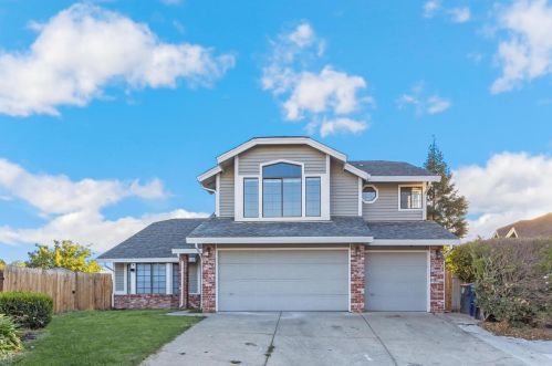 7934 Kyle Ct, Citrus Heights CA  95610-2461 exterior