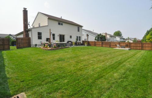 3412 Grovepark Dr, Darbydale, OH 43123-1883