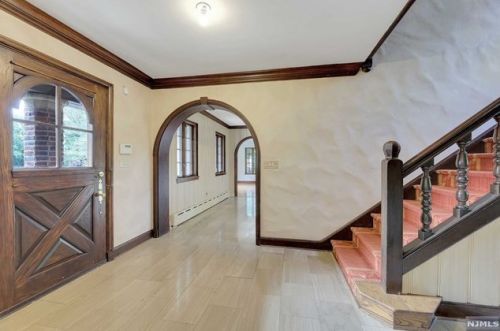 381 Booth Ave, Englewood NJ  07631-2003 exterior