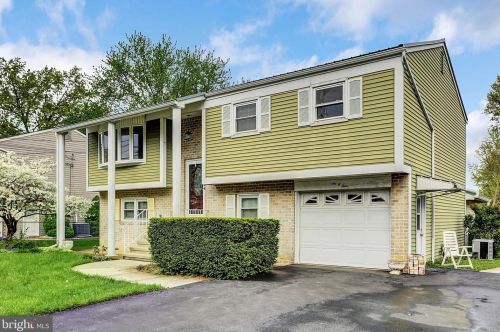 604 York Cir, Navy Sup Dpt, PA 17055-2766