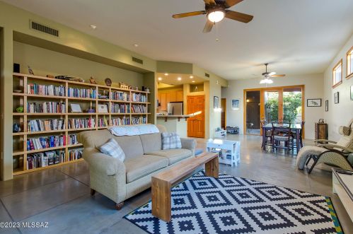 479 Historic St, Tucson, AZ 85701-2867