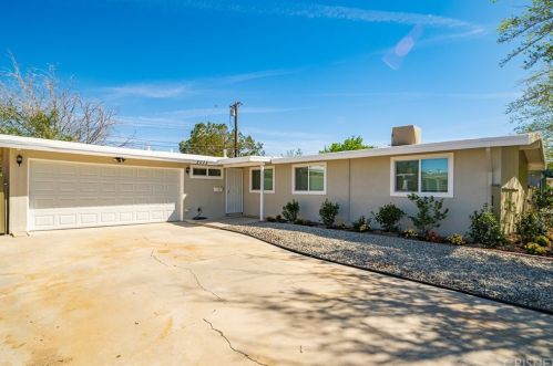 2025 Newgrove St, Lancaster, CA 93536-6522